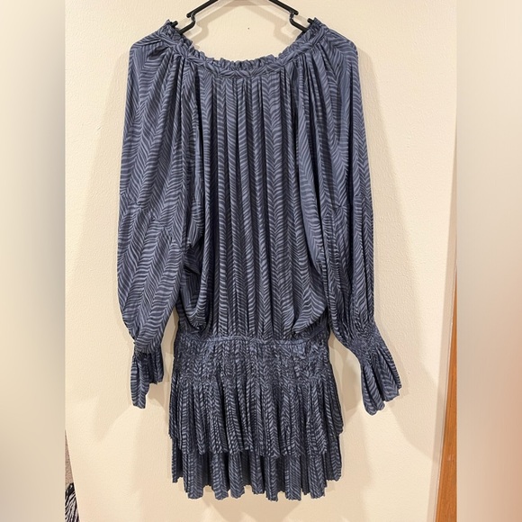 Long sleeve Fab’rik dress - Picture 2 of 6